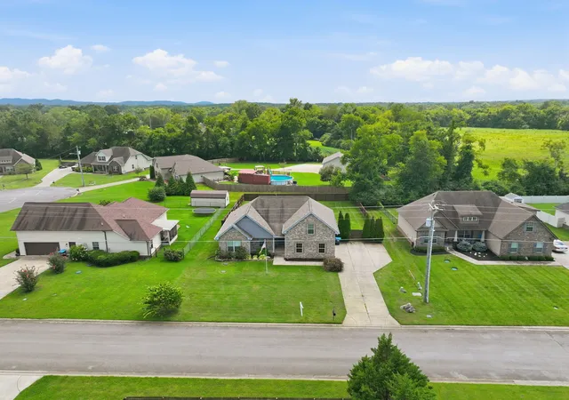 Photo 3 of Single family home for sale at 1305 Round Rock Dr, Murfreesboro, TN 37128 | MLS# 3280990 | Listing updated on 2026-08-20