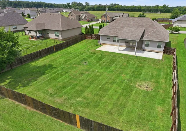 Photo 4 of Single family home for sale at 1305 Round Rock Dr, Murfreesboro, TN 37128 | MLS# 3280990 | Listing updated on 2026-08-20
