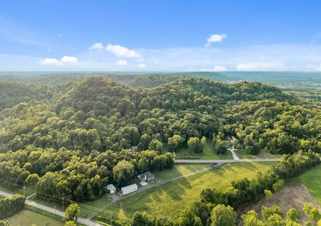 Photo 2 of Land for sale at 0 Carters Crk Pike, Franklin, TN 37064 | MLS# 3305608 | Listing updated on 2026-07-24