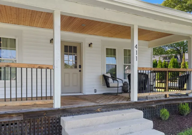 2nd image of 411 Riverside Dr, Columbia, TN 38401 | MLS# 3306625