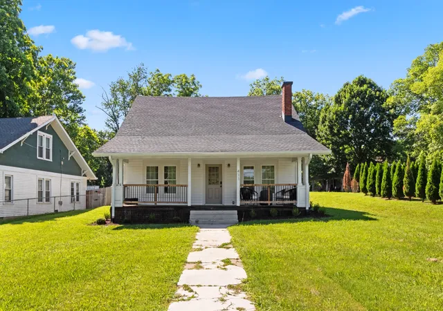 4th image of 411 Riverside Dr, Columbia, TN 38401 | MLS# 3306625