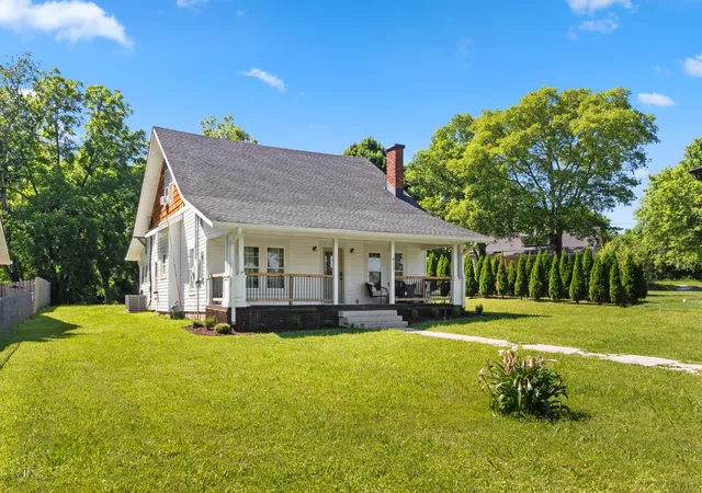 5th image of 411 Riverside Dr, Columbia, TN 38401 | MLS# 3306625