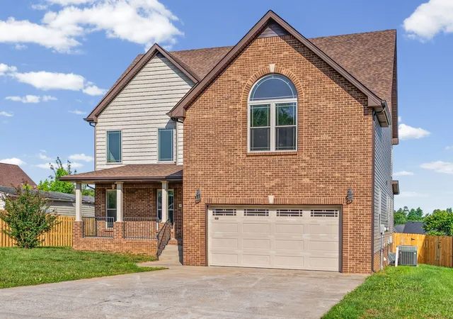 Photo 2 of Single family home for sale at 1708 Spring Hvn Dr, Clarksville, TN 37042 | MLS# 3281024 | Listing updated on 2026-09-03