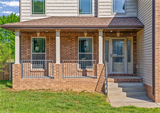 Photo 3 of Single family home for sale at 1708 Spring Hvn Dr, Clarksville, TN 37042 | MLS# 3281024 | Listing updated on 2026-09-03