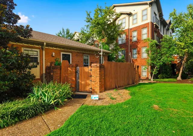 Photo 2 of Condo for sale at 3110 W End Cir #16, Nashville, TN 37203 | MLS# 3304724 | Listing updated on 2026-08-30