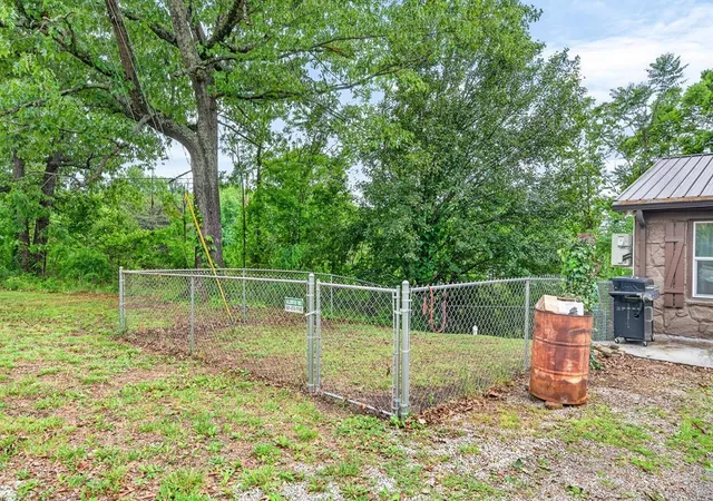 5th image of 1976 Crossville Hwy, Sparta, TN 38583 | MLS# 3281100