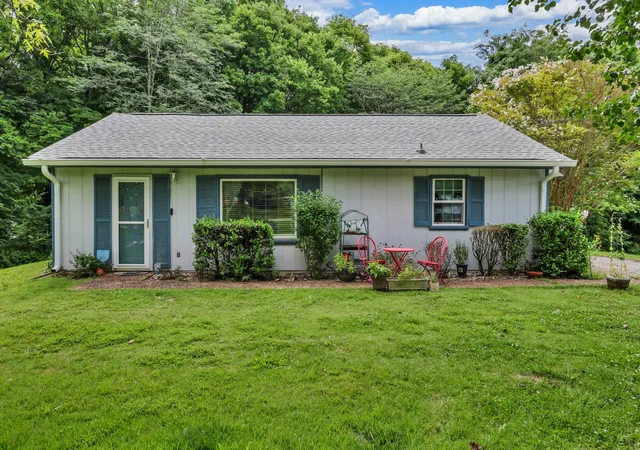 Photo 1 of Single family home for sale at 263 Edmondson Fry Rd, Clarksville, TN 37040 | MLS# 3288284 | Listing updated on 2026-09-13