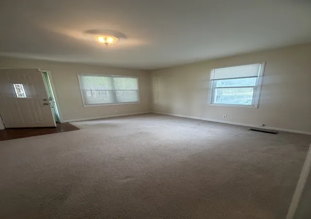 5th image of 406 Crestview Dr, Hopkinsville, KY 42240 | MLS# 3281348