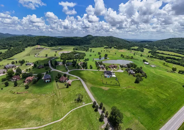 28th image of 107 Forrest Ct, Shelbyville, TN 37160 | MLS# 3302003