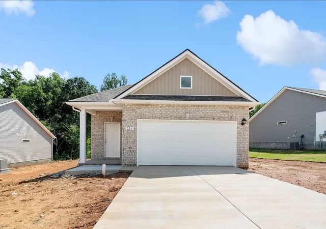 1st image of 331 Claude Cir, Clarksville, TN 37042 | MLS# 3281390