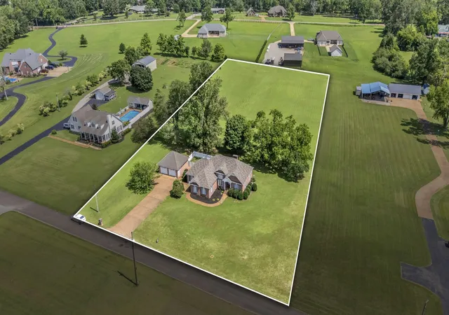 2nd image of 260 Kerr Farms Ln, Savannah, TN 38372 | MLS# 3298108