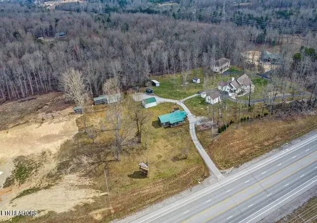 Photo 4 of Single family home for sale at 2546 Peavine Rd, Crossville, TN 38571 | MLS# 3282349 | Listing updated on 2026-08-20