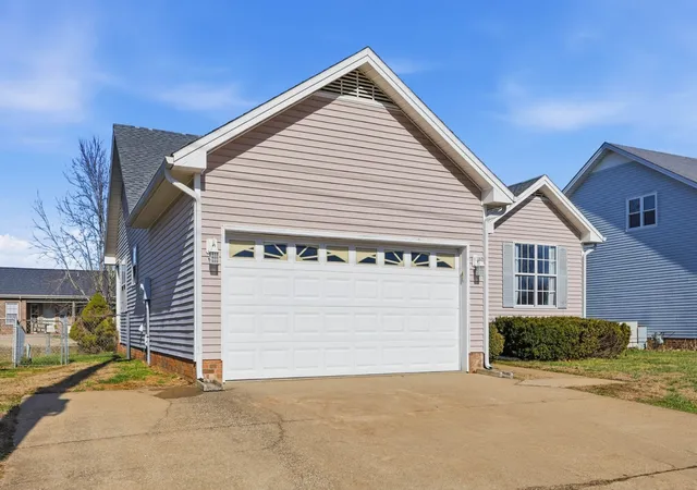 3rd image of 205 Sheridan Cir, Hopkinsville, KY 42240 | MLS# 3286012