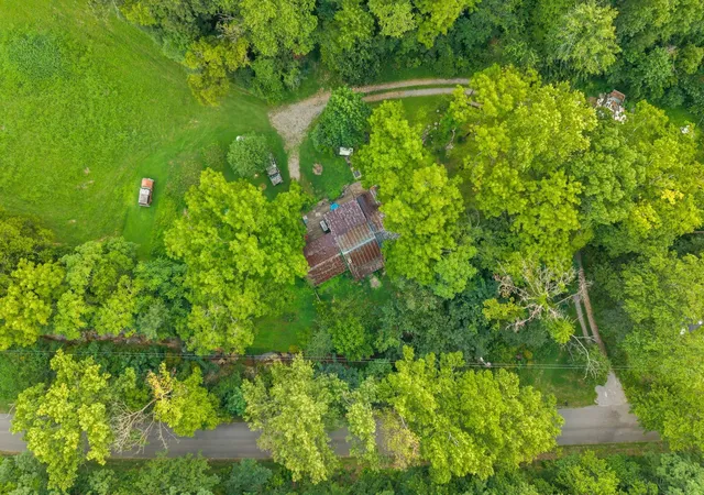 4th image of 1150 Bell Hollow Rd, Vanleer, TN 37181 | MLS# 3311980