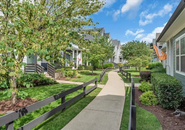 Photo 3 of Single family home for sale at 1079 Treaty Oaks Dr, Nashville, TN 37209 | MLS# 3287981 | Listing updated on 2026-09-19