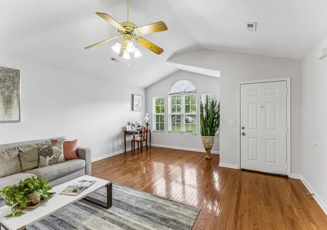 3rd image of 2615 Hawk Eye Ct, Murfreesboro, TN 37128 | MLS# 3285626