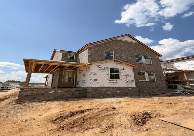 Photo 1 of Single family home for sale at 7040 Poplar Farms Dr, Franklin, TN 37064 | MLS# 3305169 | Listing updated on 2026-10-08