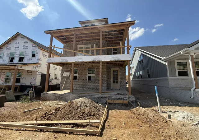 Photo 2 of Single family home for sale at 7020 Poplar Farms Dr, Franklin, TN 37067 | MLS# 3306049 | Listing updated on 2026-10-08