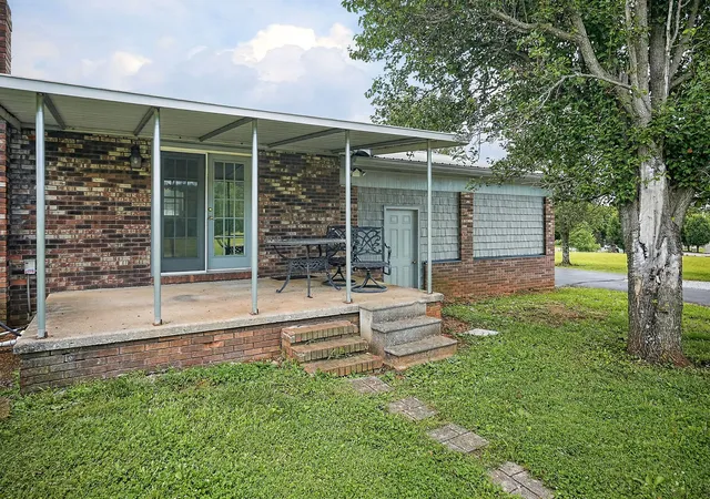 2nd image of 960 Country Club Rd, Sparta, TN 38583 | MLS# 3282543