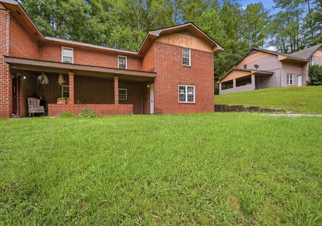 2nd image of 1418 Walston Street, Dalton, GA 30720 | MLS# 3282591