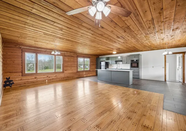 5th image of 905 Town Branch Rd, Charlotte, TN 37036 | MLS# 3285678