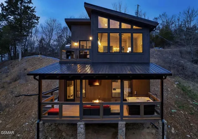 Photo 1 of Single family home for sale at 1508 Mountain Dr, Sevierville, TN 37876 | MLS# 3304424 | Listing updated on 2026-09-23