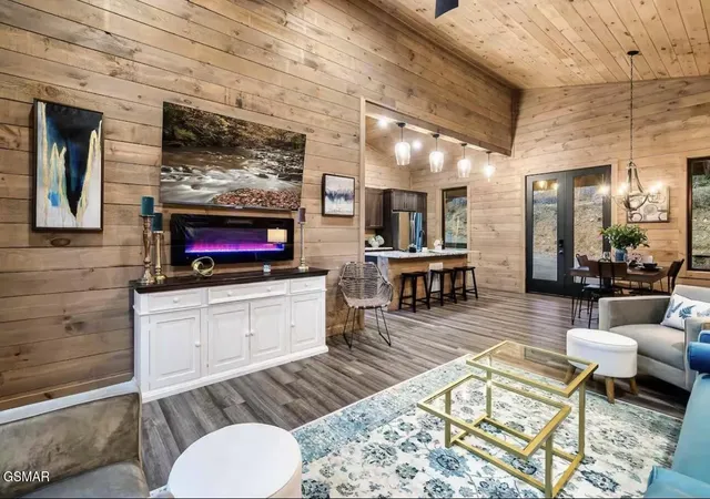 Photo 4 of Single family home for sale at 1508 Mountain Dr, Sevierville, TN 37876 | MLS# 3304424 | Listing updated on 2026-09-23