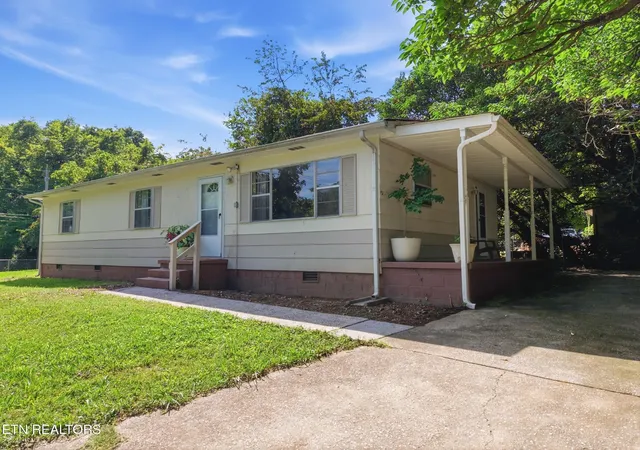 3rd image of 3401 Mcdonald Rd, Knoxville, TN 37914 | MLS# 3282599