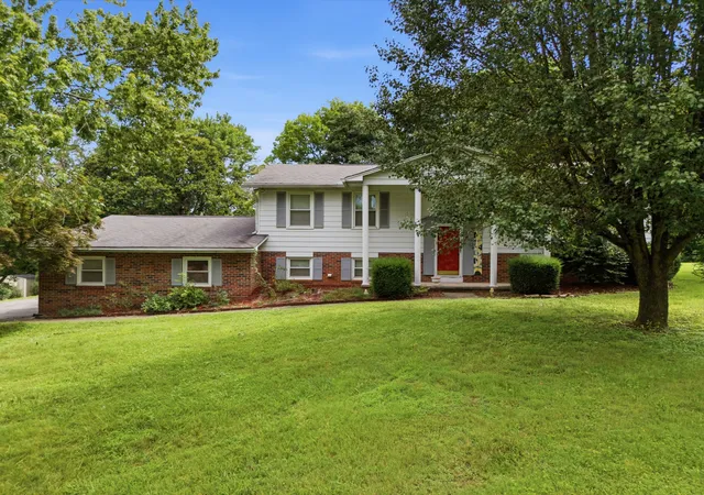 2nd image of 3088 Dixie Lee Cir, Lenoir City, TN 37772 | MLS# 3283679