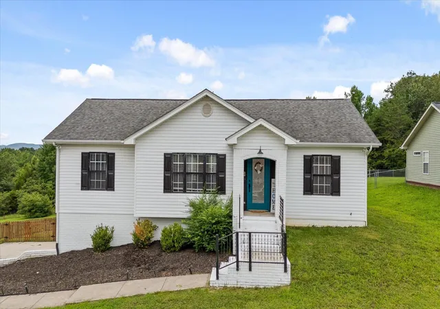 1st image of 9739 Falcon Crest Dr, Ooltewah, TN 37363 | MLS# 3337386