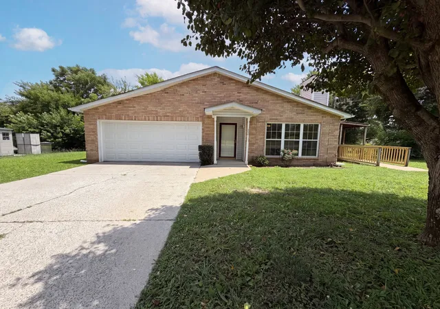 Single family home for sale at 499 Holland Ridge Dr, La Vergne, TN 37086 | MLS# 3283653