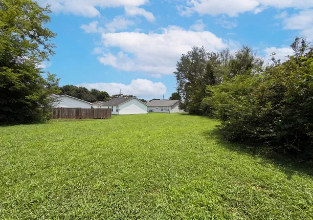 Photo 4 of Single family home for sale at 499 Holland Ridge Dr, La Vergne, TN 37086 | MLS# 3283653 | Listing updated on 2026-09-24