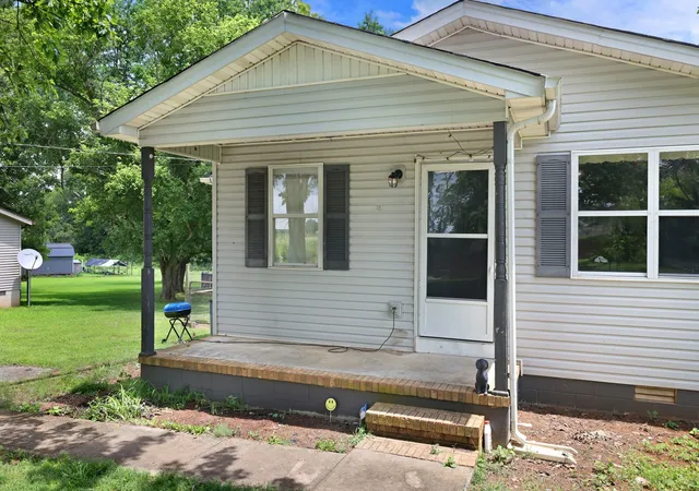 3rd image of 4924 Jacksboro Rd, Morrison, TN 37357 | MLS# 3288202