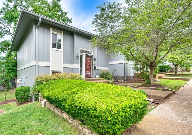 Photo 1 of Townhouse for sale at 21 Vaughns Gap Rd #4, Nashville, TN 37205 | MLS# 3285828 | Listing updated on 2026-09-04