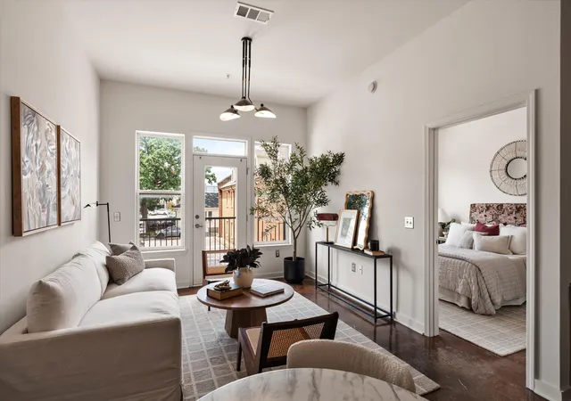 Photo 2 of Condo for sale at 3000 Vanderbilt Pl #129, Nashville, TN 37212 | MLS# 3285898 | Listing updated on 2026-08-15
