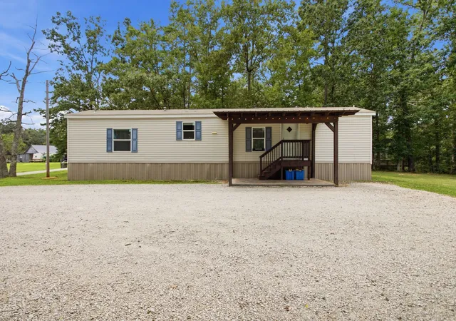 2nd image of 261 Joe Ave, Hohenwald, TN 38462 | MLS# 3302286