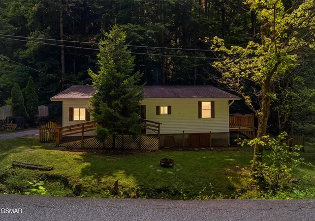 2nd image of 250 Cartertown Road, Gatlinburg, TN 37738 | MLS# 3283754