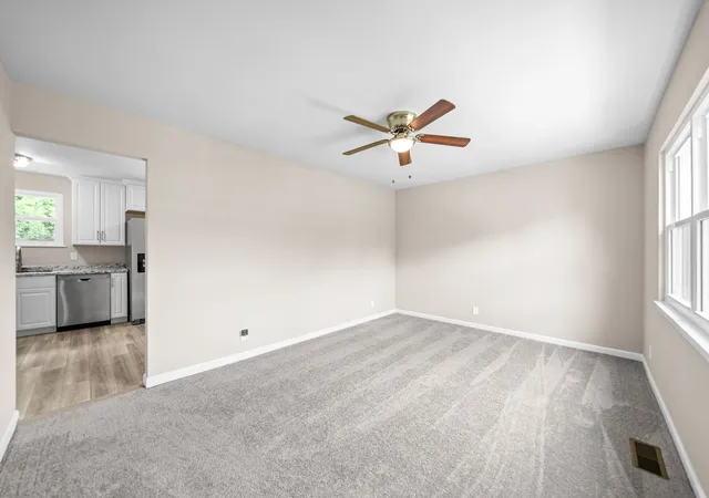 Photo 3 of Single family home for sale at 726 Needmore Rd, Clarksville, TN 37040 | MLS# 3285989 | Listing updated on 2026-08-20