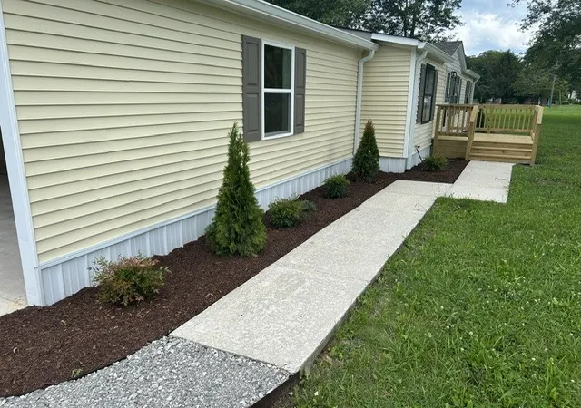 2nd image of 410 Franklin St, Cowan, TN 37318 | MLS# 3285563