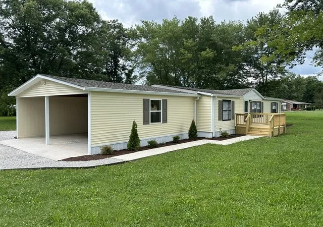 3rd image of 410 Franklin St, Cowan, TN 37318 | MLS# 3285563