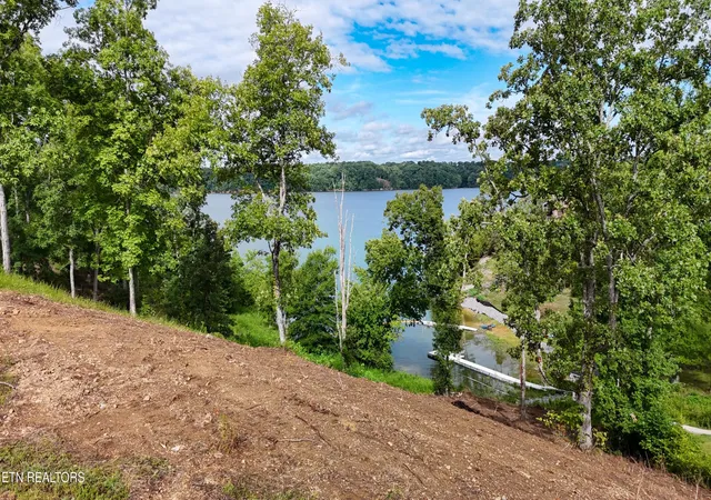 2nd image of 57 Stone Harbor Dr, Dandridge, TN 37725 | MLS# 3283822