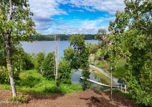 3rd image of 57 Stone Harbor Dr, Dandridge, TN 37725 | MLS# 3283822