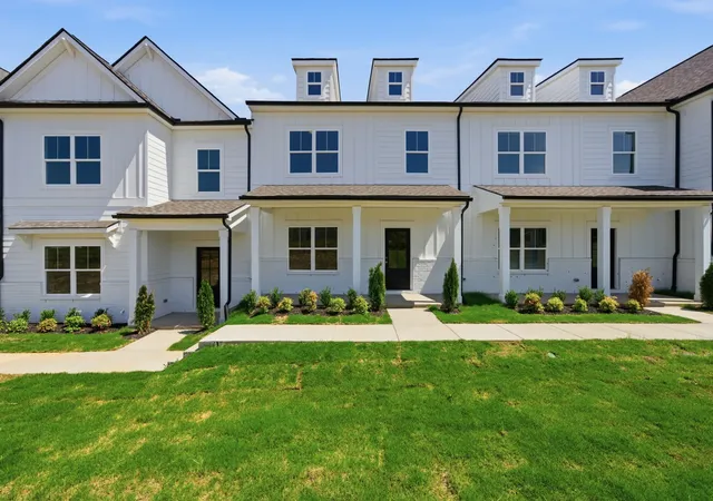 Photo 1 of Townhouse for sale at 209 Martindale Ln, Clarksville, TN 37043 | MLS# 3283835 | Listing updated on 2026-09-19