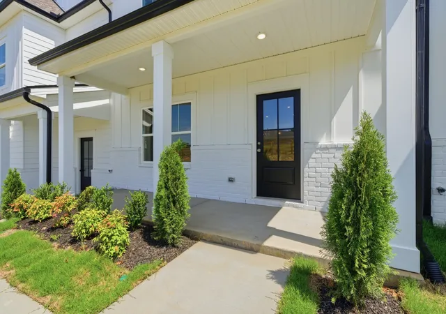 2nd image of 209 Martindale Ln, Clarksville, TN 37043 | MLS# 3283835
