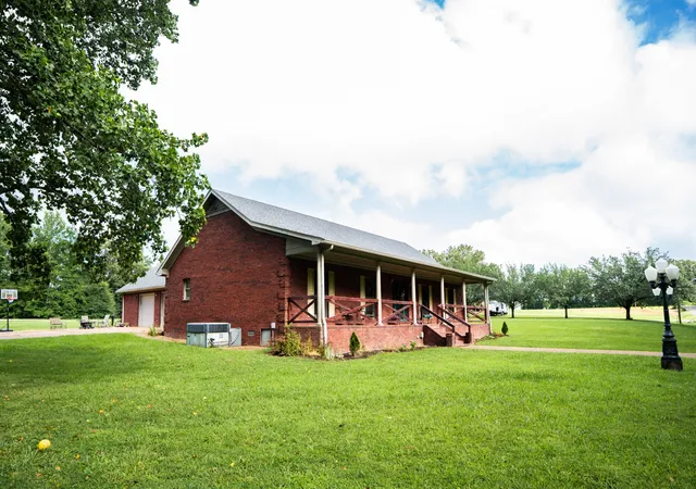 Photo 2 of Single family home for sale at 175 Sandy Cir, Springville, TN 38256 | MLS# 3285449 | Listing updated on 2026-10-06