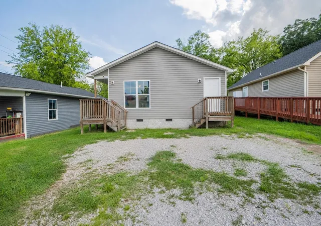 Photo 1 of Single family home for sale at 2110 East 18th St, Chattanooga, TN 37404 | MLS# 3283844 | Listing updated on 2026-08-20