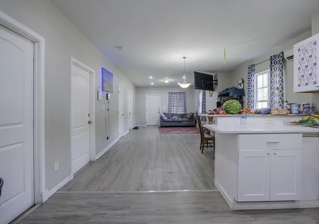 Photo 4 of Single family home for sale at 2112 East 18th St, Chattanooga, TN 37404 | MLS# 3283843 | Listing updated on 2026-08-20