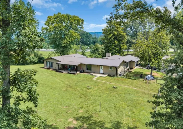 1st image of 6126 Manchester Hwy, Morrison, TN 37357 | MLS# 3287918