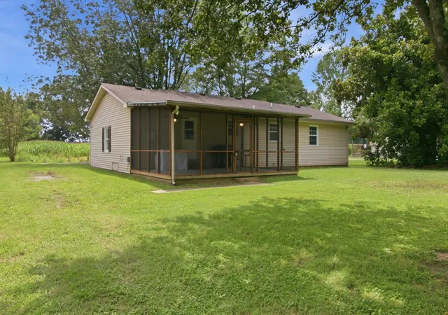 27th image of 2097 Van Dyke Rd, Paris, TN 38242 | MLS# 3285456