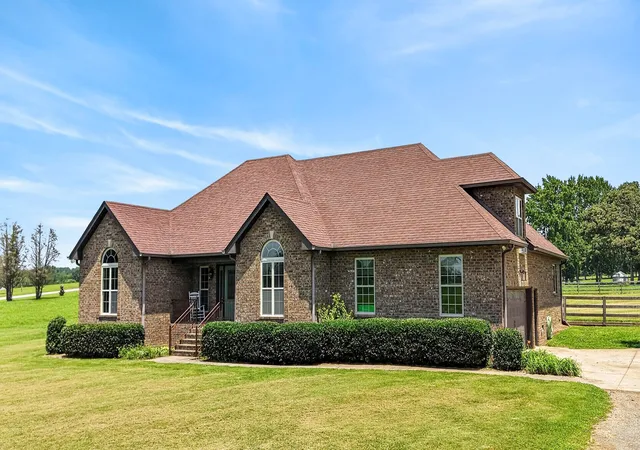 3rd image of 530 Thompson Ln, Portland, TN 37148 | MLS# 3304709